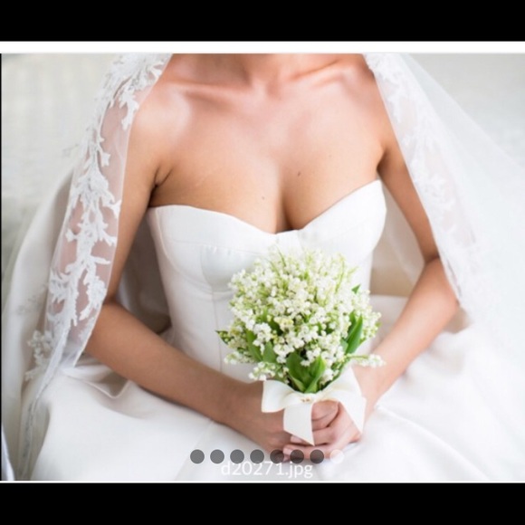 steven Khalil wedding gown - Picture 4 of 6